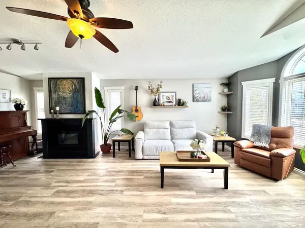 9306 62 AVE, Grande Prairie, AB T8W2E6