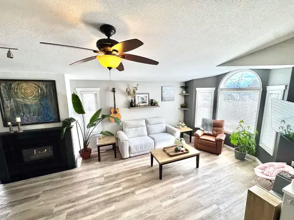 9306 62 AVE, Grande Prairie, AB T8W2E6