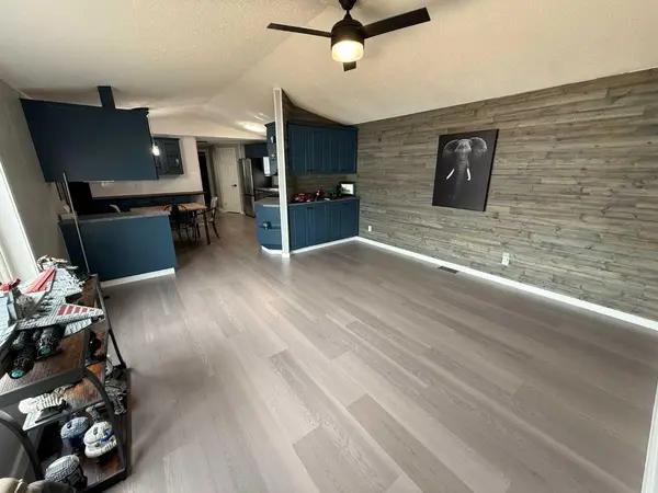 113 Litke CV, Hinton, AB T7V 1A7