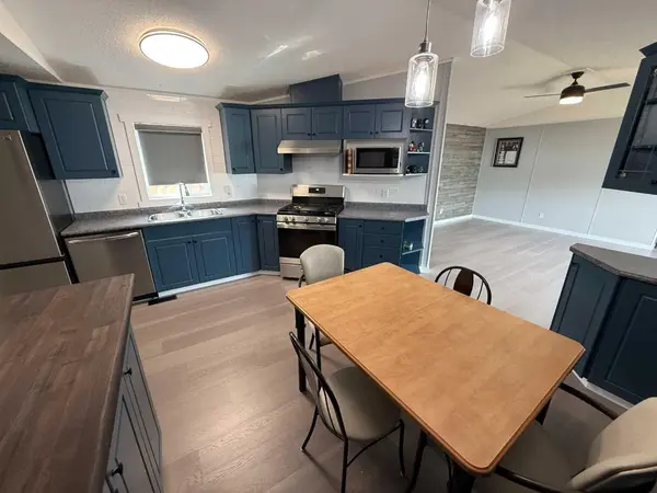 113 Litke CV, Hinton, AB T7V 1A7