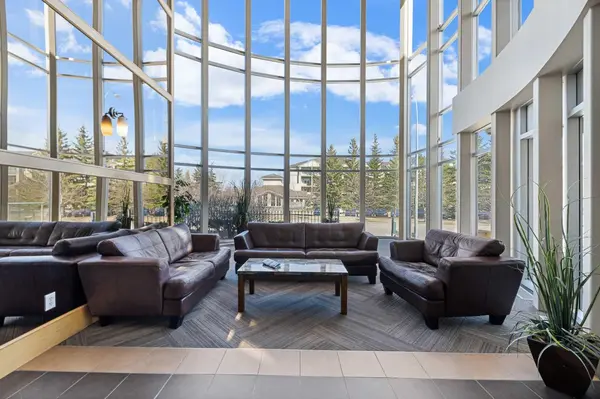 11811 Lake Fraser DR SE #3604, Calgary, AB T2J 7J4