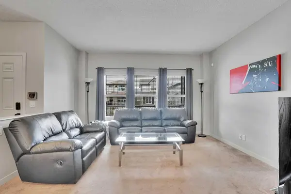 46 Walden RD SE, Calgary, AB T2X 0N6