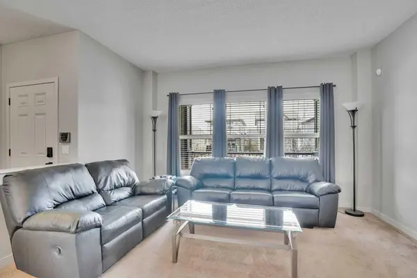 46 Walden RD SE, Calgary, AB T2X 0N6