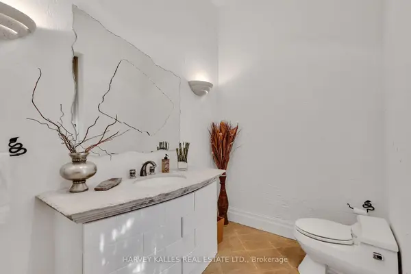 99 Bideford AVE, Toronto C07, ON M3H 1K5