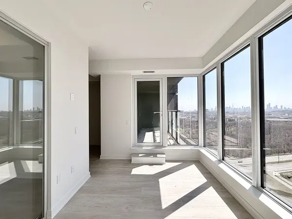 5 Quarrington LN #1801, Toronto C13, ON M3C 0S5