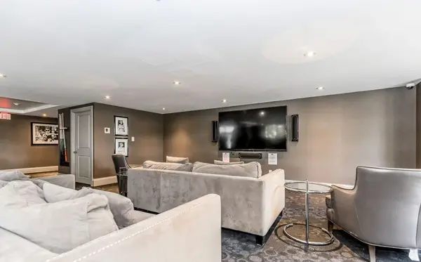 35 Bastion ST #522, Toronto C01, ON M5V 0C2