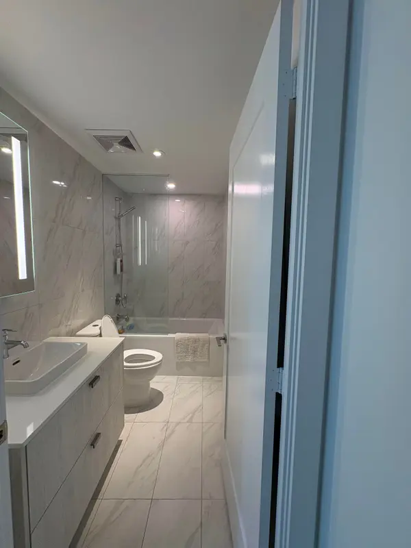 470 Front ST W #1009, Toronto C01, ON M5V 0V6