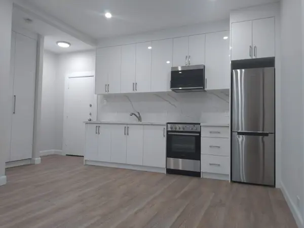 26 St Joseph ST #504, Toronto C01, ON M4Y 1J9