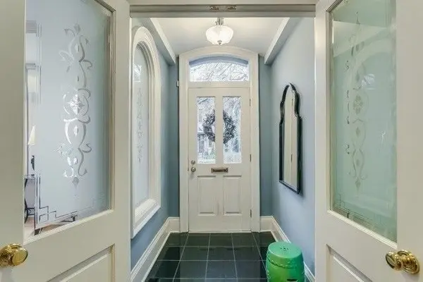 99 Hazelton AVE, Toronto C02, ON M5R 2E4