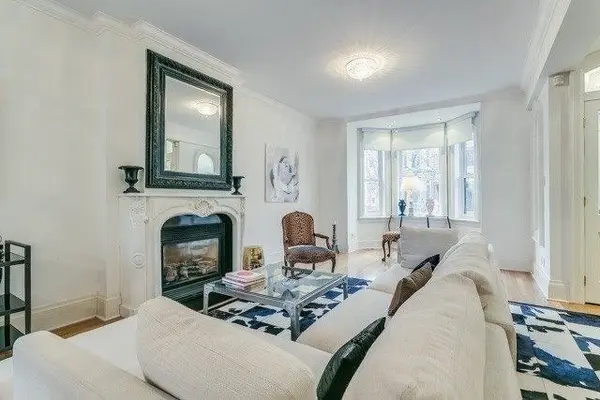 99 Hazelton AVE, Toronto C02, ON M5R 2E4