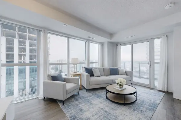 20 Meadowglen PL #1506, Toronto E09, ON M1G 0A9