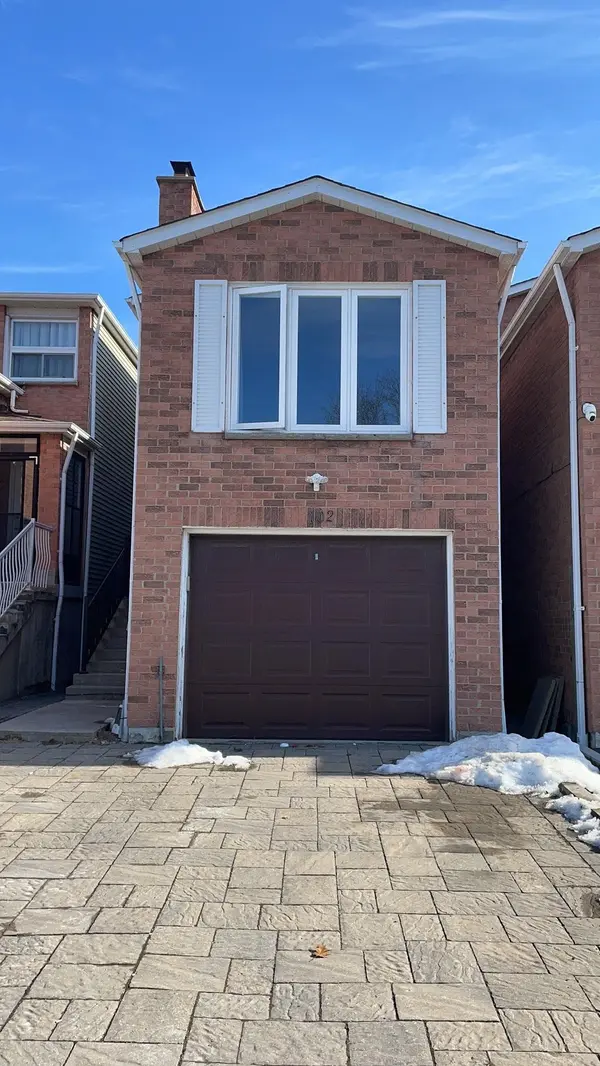 102 Seamist CRES, Toronto E07, ON M1V 3K4
