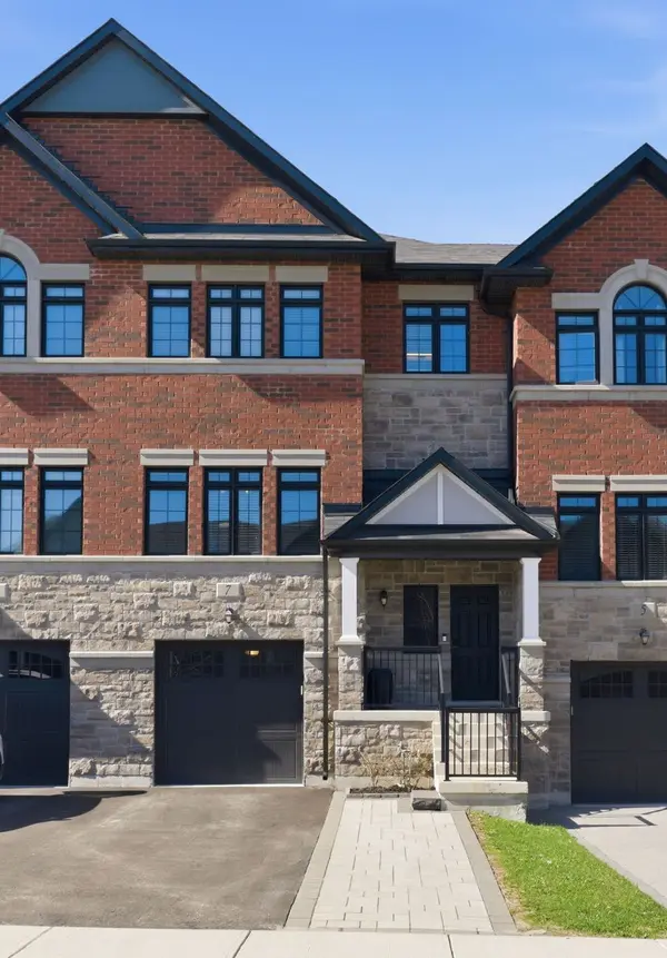 7 Gord Matthews WAY, Uxbridge, ON L9P 0E9