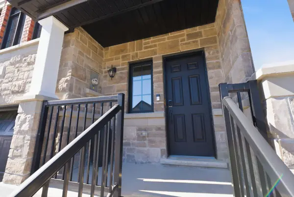 7 Gord Matthews WAY, Uxbridge, ON L9P 0E9