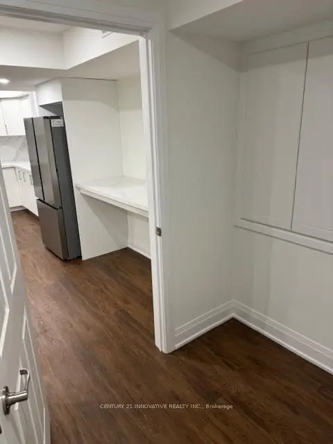 107 Harvest Hills BLVD ##Bsmt, East Gwillimbury, ON L9N 0B4