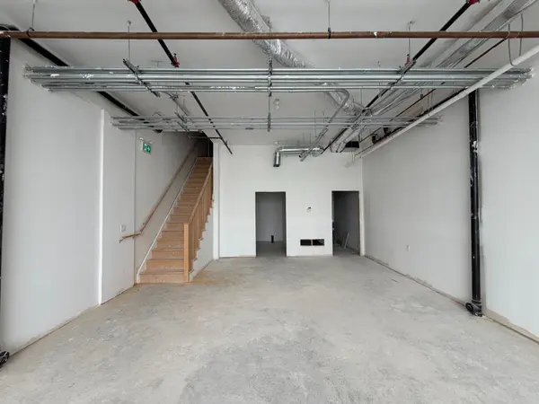 200 Dissette ST #5, Bradford West Gwillimbury, ON L3Z 4M2