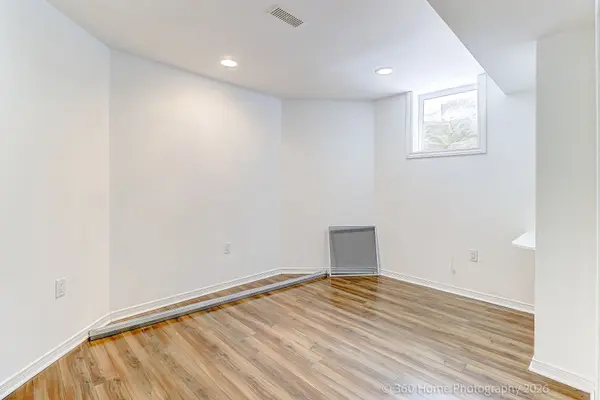 6 Amberview DR, Georgina, ON L4P 3X6