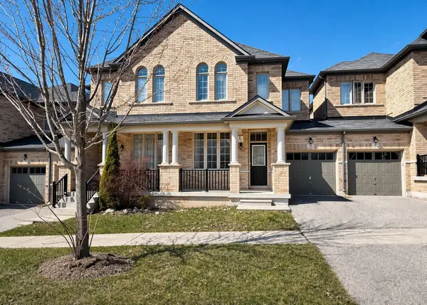 8 James Glover DR, Markham, ON L6C 0W1