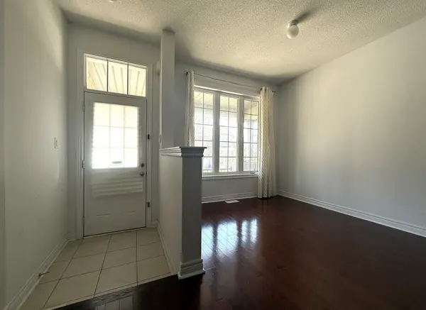 8 James Glover DR, Markham, ON L6C 0W1