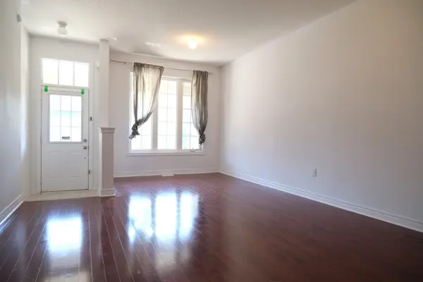 8 James Glover DR, Markham, ON L6C 0W1