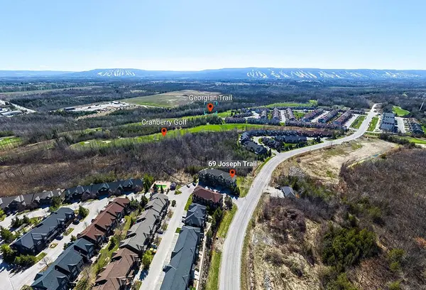 69 Joseph TRL, Collingwood, ON L9Y 0J3