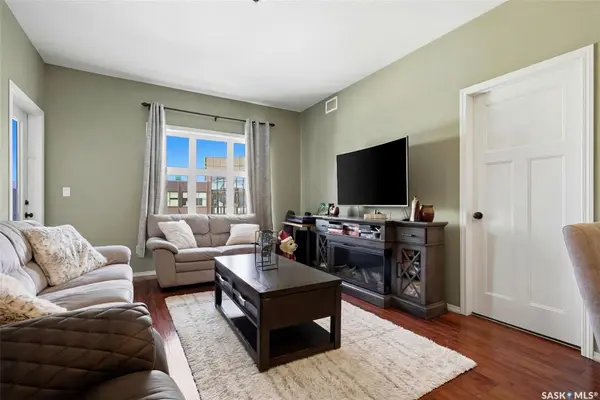 1220 Blackfoot DRIVE #305, Regina, SK S4S 6T2