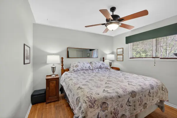 283 Kenwood AVE, Burlington, ON L7L 4L9