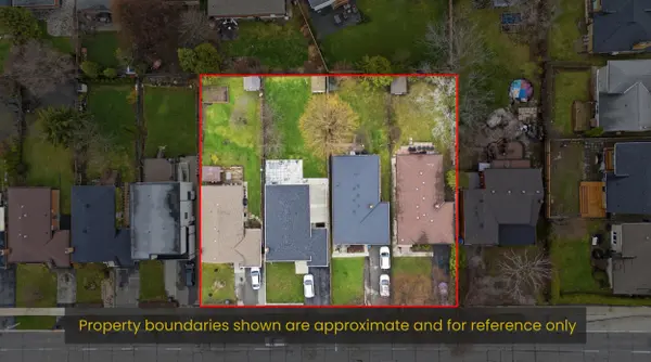 3987 Bloor ST W, Toronto W08, ON M9B 1M2