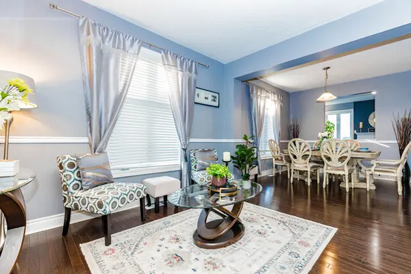 4 Bassett CRES, Brampton, ON L6X 5G2