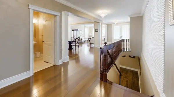 34 Mccandless CT, Caledon, ON L7C 3R6