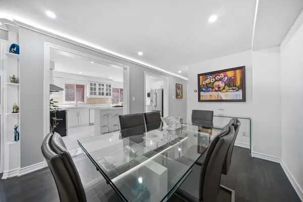 5235 HUNTINGFIELD DR, Mississauga, ON L5R 2L3