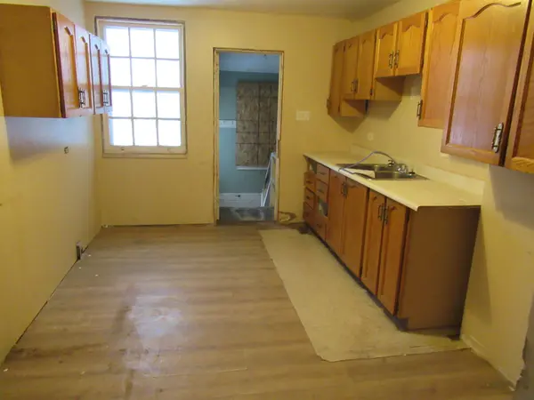 10 Iberville ST, Deep River, ON K0J 1P0