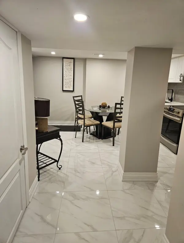 507 Upper James ST, Hamilton, ON L9C 2X9