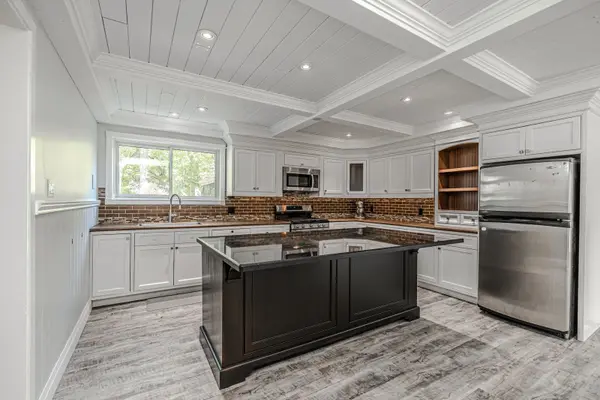 106 Musky Bay RD, Georgian Bay, ON L0K 1S0