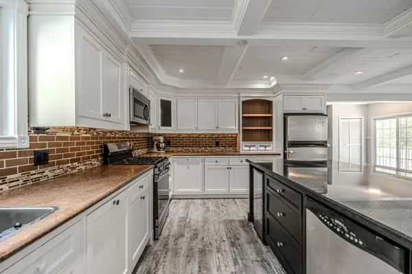 106 Musky Bay RD, Georgian Bay, ON L0K 1S0