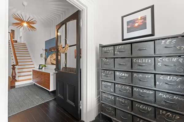 28 Wellington ST, Kingston, ON K7L 3C1