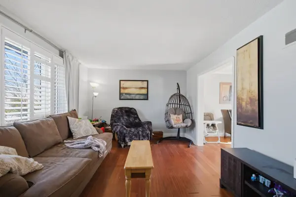 1 Clarke BLVD, Belleville, ON K8N 4C8