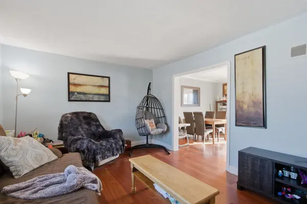 1 Clarke BLVD, Belleville, ON K8N 4C8