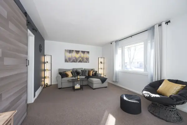 47 Aponi CRES, London East, ON N5V 2V3