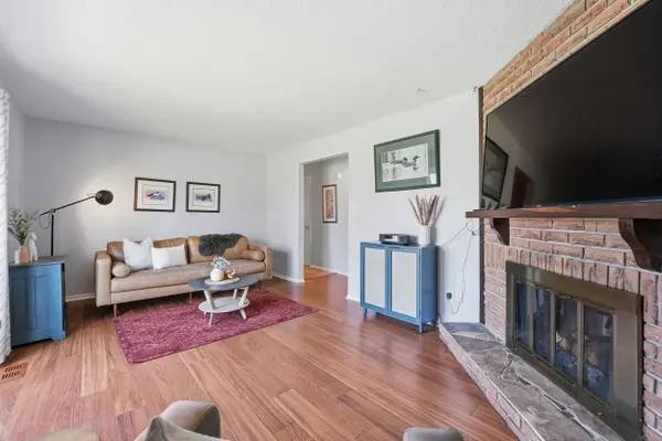 776 Vinette CRES, Orleans - Cumberland And Area, ON K1E 1W9