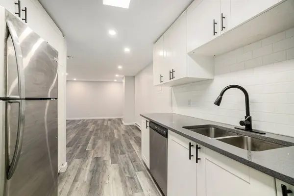 22 Dollard ST #B, Russell, ON K0A 1W0