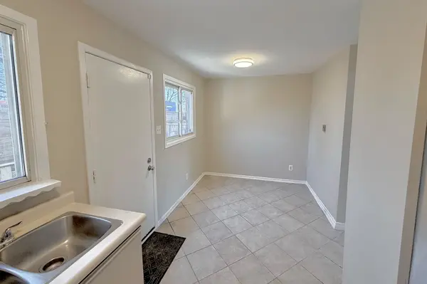 1200 Cheapside ST #28, London East, ON N5Y 5J6