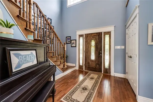 1026 Beach BLVD, Hamilton, ON L8H 6Z4