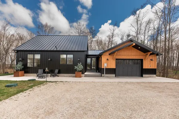 74356 Driftwood DR, Bluewater, ON N0M 1G0