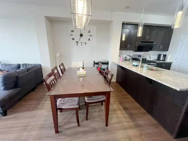 100 Escarpment CRES, Kanata, ON K2T 0L8