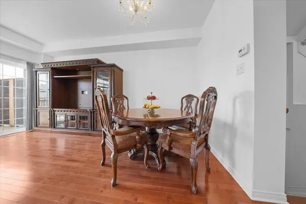 628 Pepperville CRES, Kanata, ON K2M 0E8