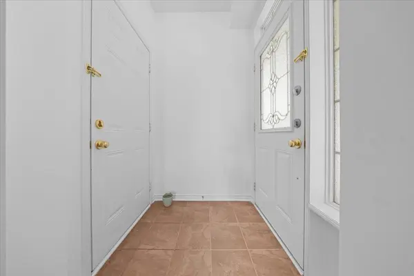 628 Pepperville CRES, Kanata, ON K2M 0E8