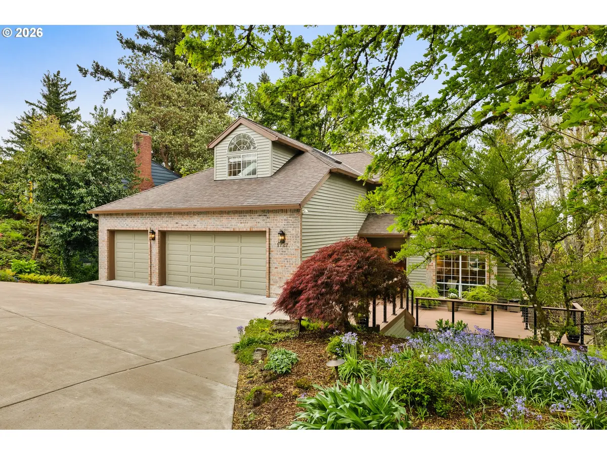 1727 SW WESTWOOD DR, Portland, OR 97239