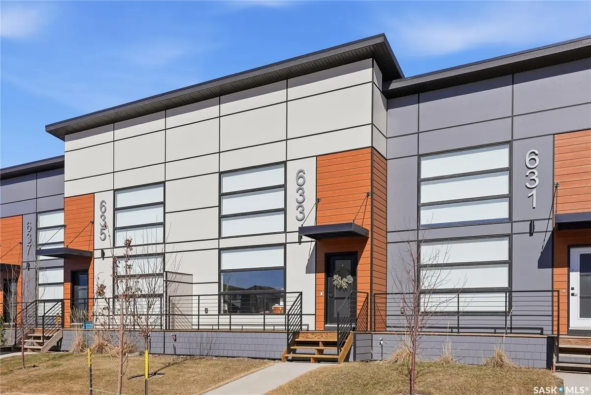 633 Brighton GATE, Saskatoon, SK S7V 0T4
