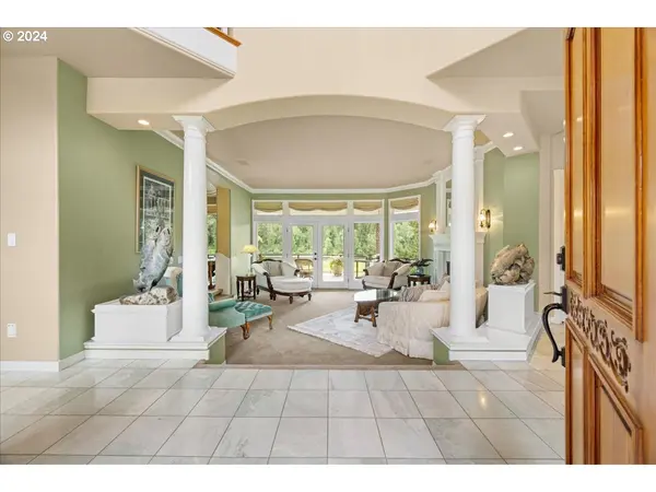 19710 SE SEMPLE RD, Damascus, OR 97089